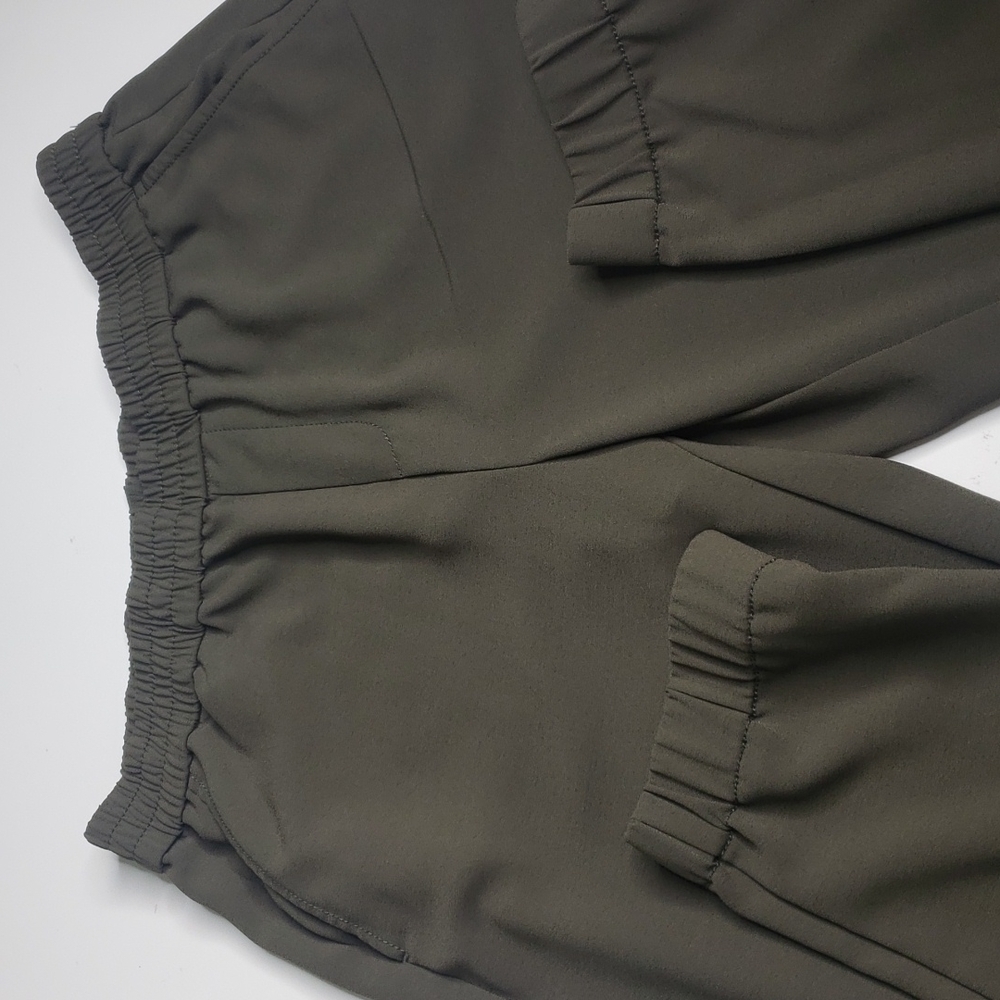 Banana Republic Airstretch Joggers - Vegan - Picture 9 of 9